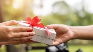 معانی هدیه دادن در نظریه هدیه